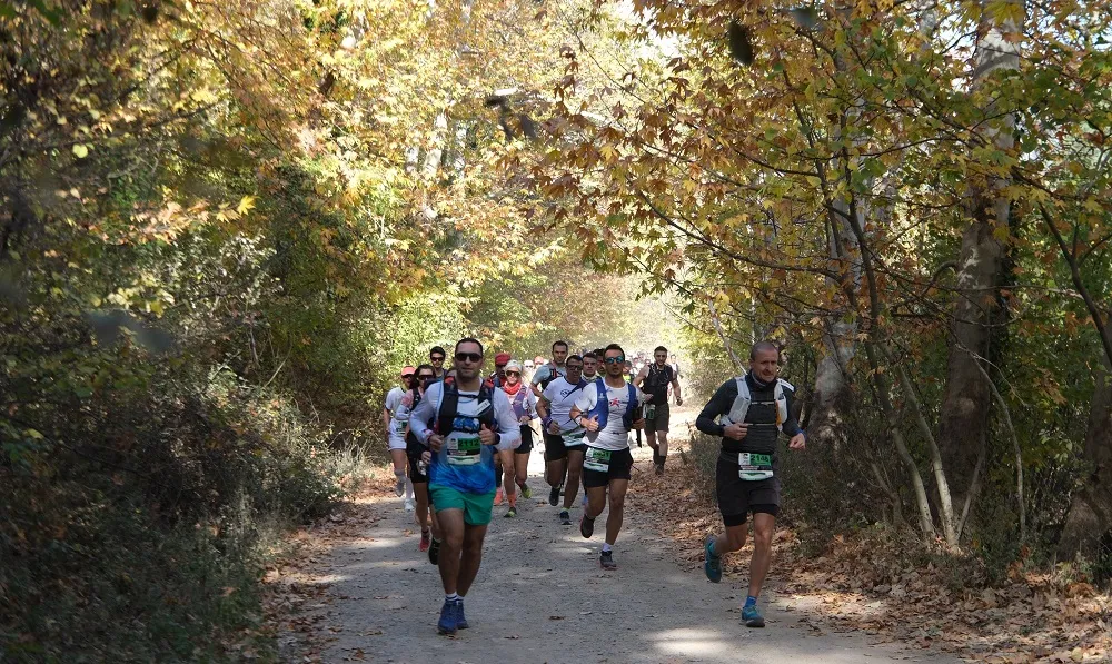 820 SPORCU DOĞADA YARIŞTI