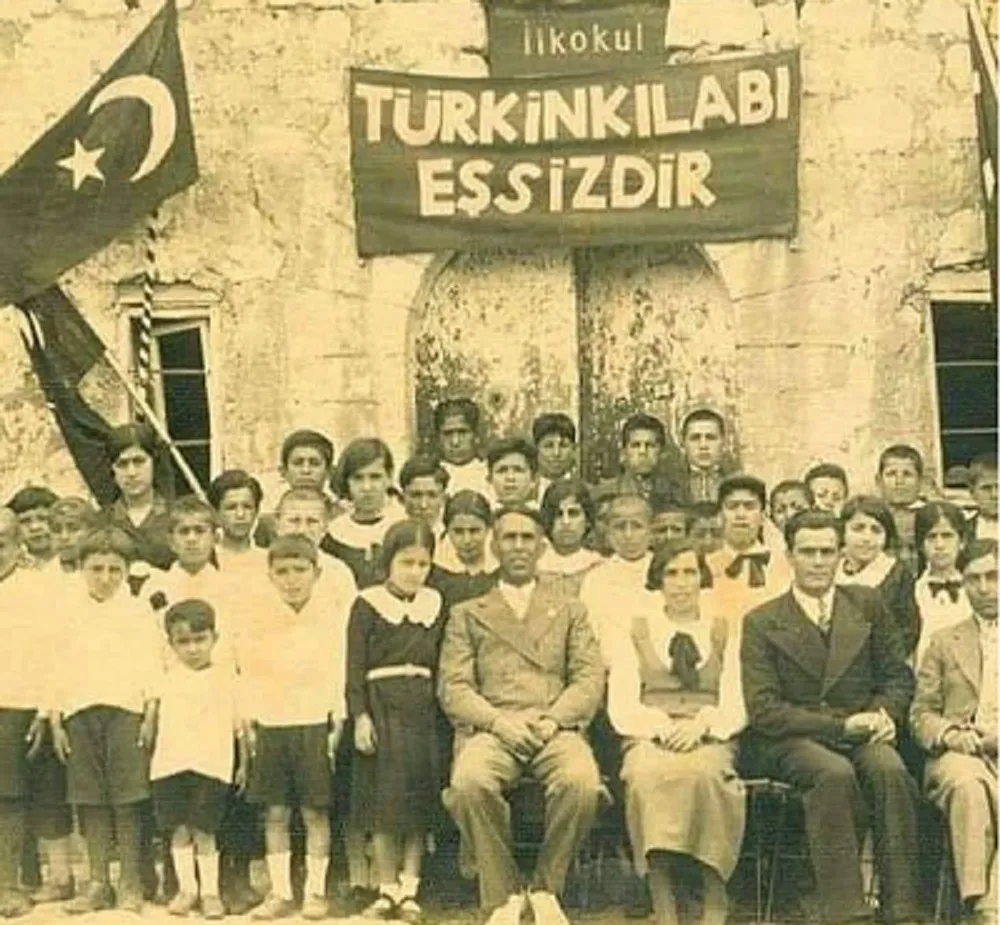 TÜRK