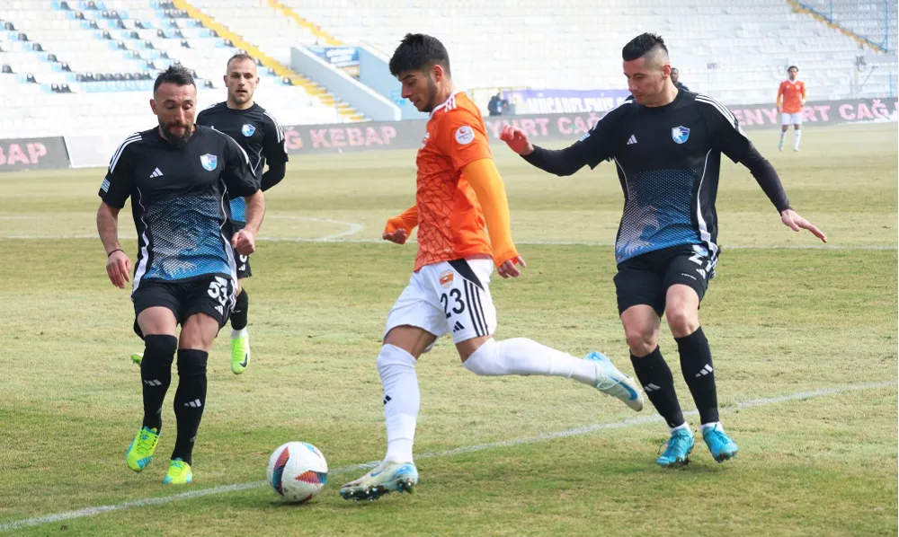 ADANASPOR ERZURUM’DAN PUANSIZ DÖNDÜ