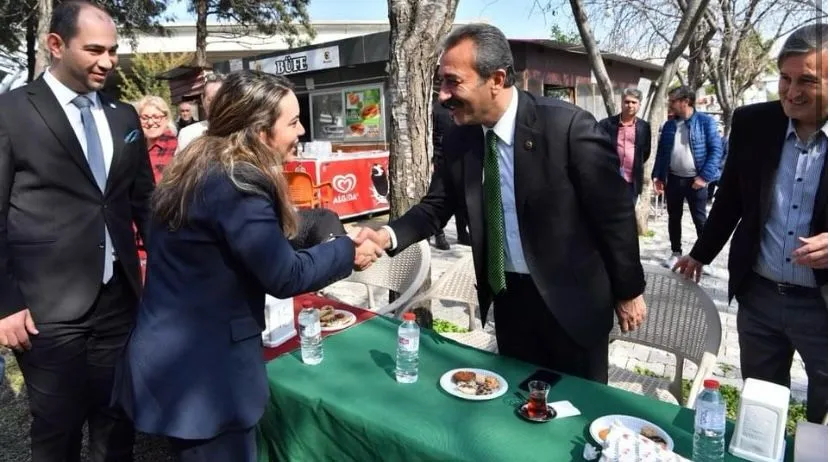 TÜRKEŞ’İN KIZIYLA İYİ PARTİ’DE