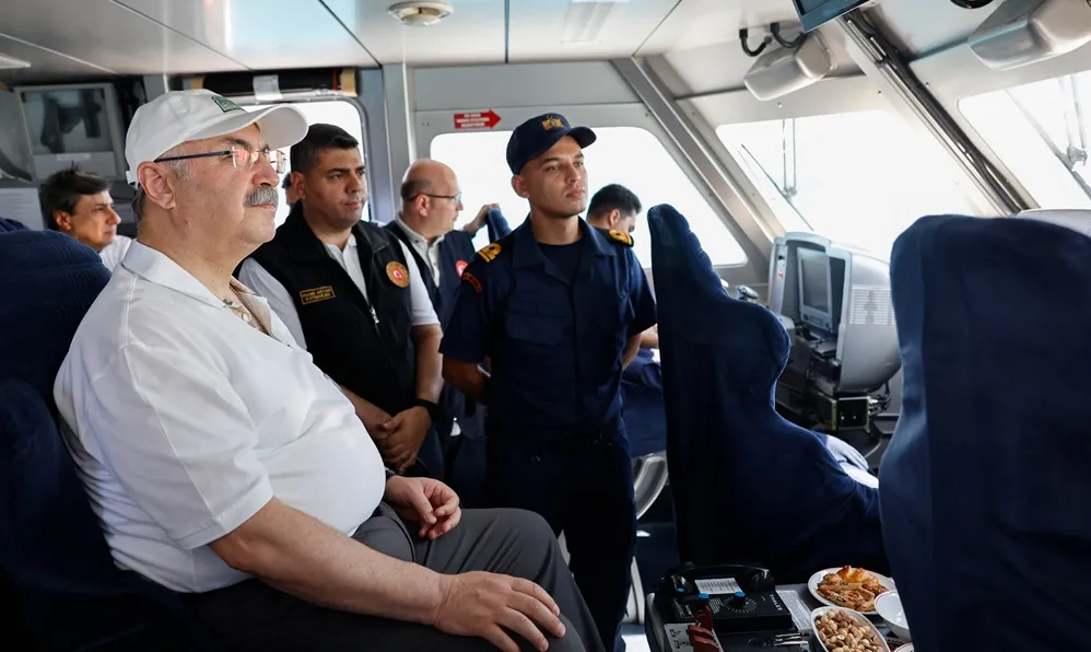 VALİ KÖŞGER’DEN ANA KONTEYNER LİMAN ALANINDA İNCELEME 