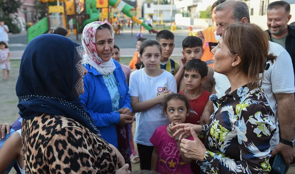 OYA TEKİN’DEN GÜLBAHÇESİ MAHALLESİNDE