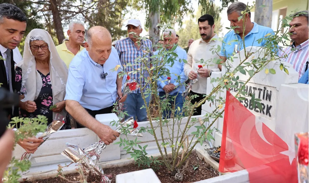 SABAHATTİN EŞBERK MEZARI BAŞINDA ANILDI