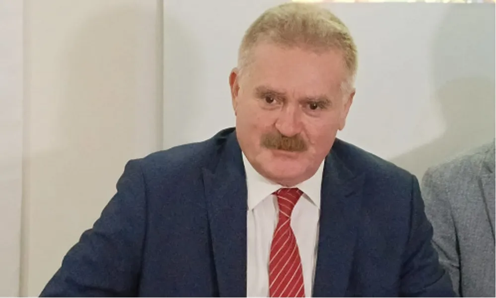 VETERİNER HEKİMLER YENİ TORBA YASA’YA TEPKİLİ