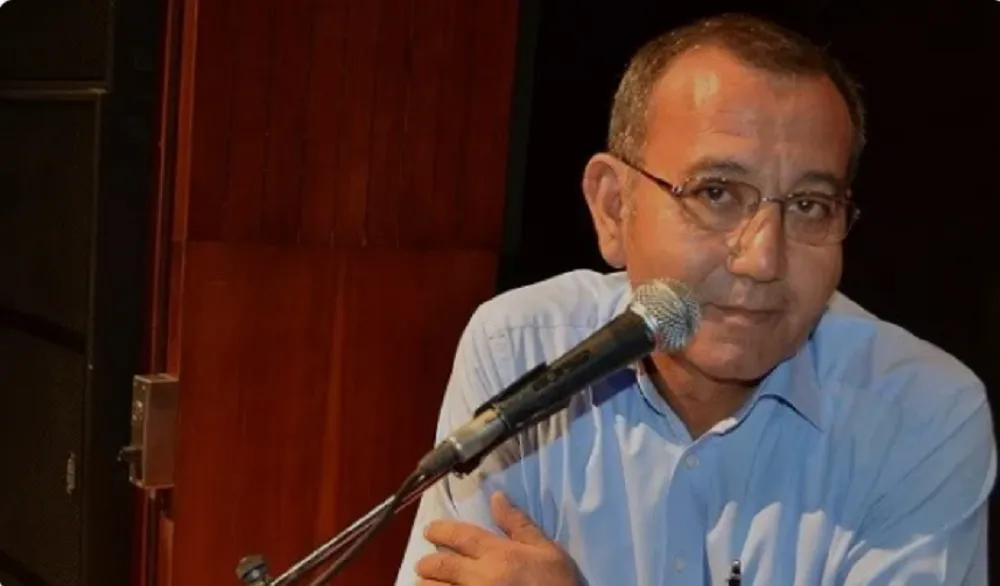 Mahmut TEBERİK yazdı / DEMOKRASİ VE ÖZGÜRLÜK YALANI