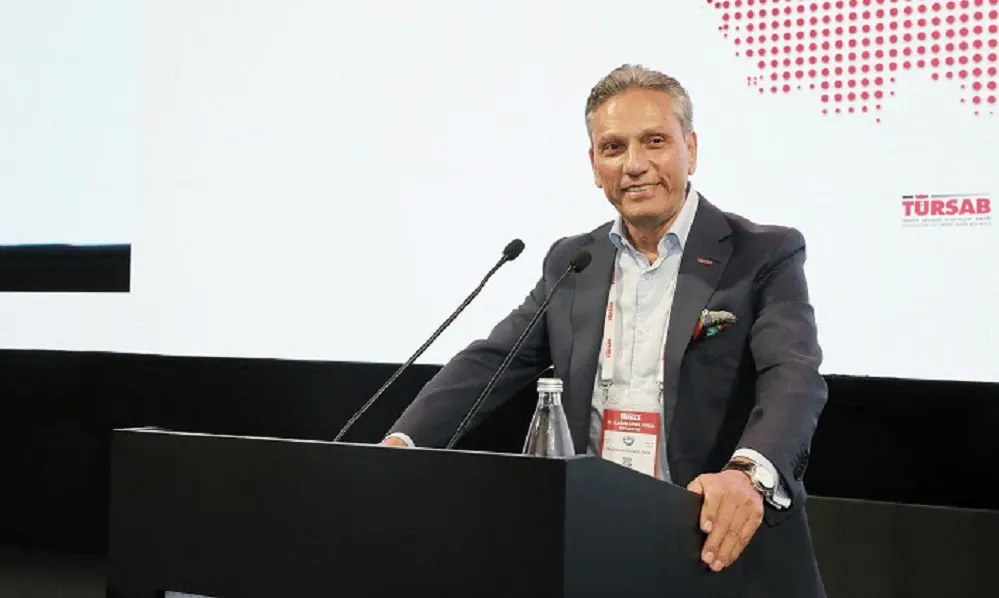 TÜRSAB BAŞKANI BAĞLIKAYA GÜVEN TAZELEDİ