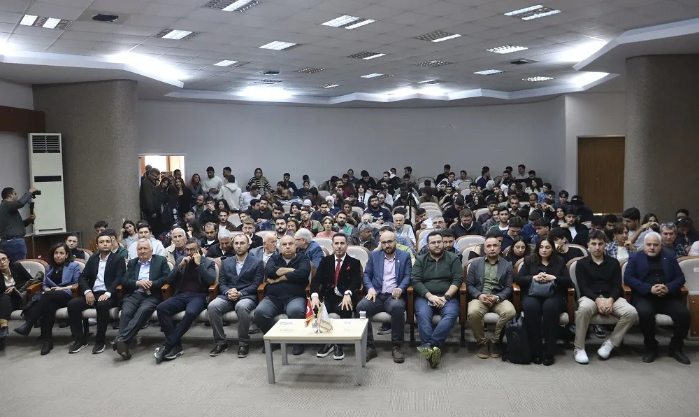 YAPAY ZEKA TEMELLERİ VE İNŞAAT SEKTÖRÜNDE PRATİK UYGULAMALARI 