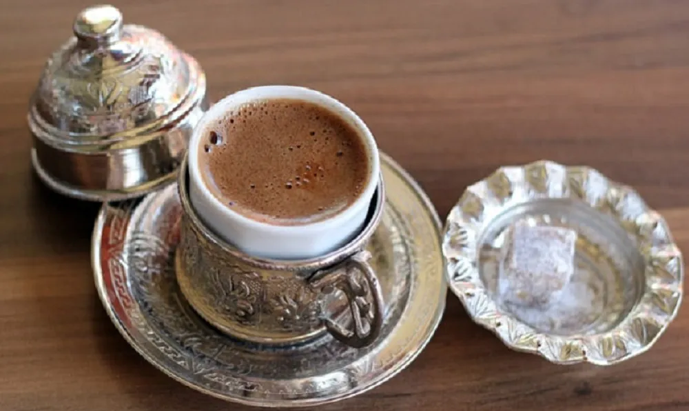 “DOZUNDA IÇILEN KAHVE, KANSER RISKINI AZALTIYOR” 