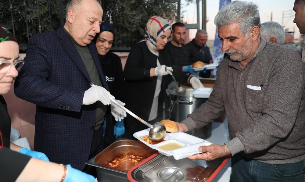 “ÜRETİYORUZ, HALKIMIZA SUNUYORUZ