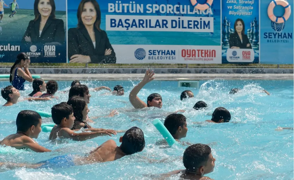 SEYHAN BELEDİYESİ YÜZME HAVUZLARINA YOĞUN İLGİ 