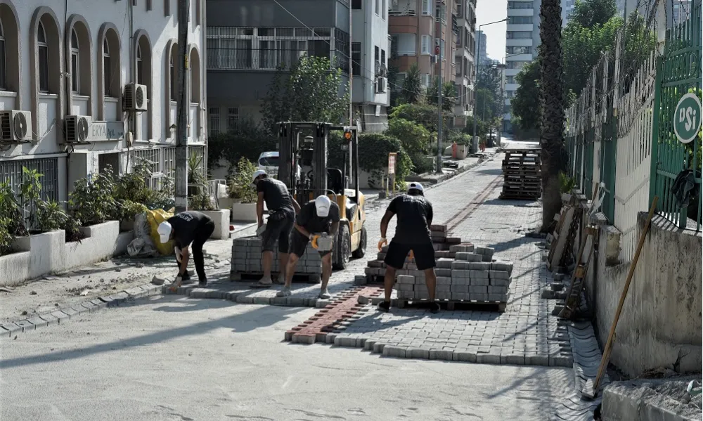 SEYHAN’DA YOLLAR YENİLENİYOR!