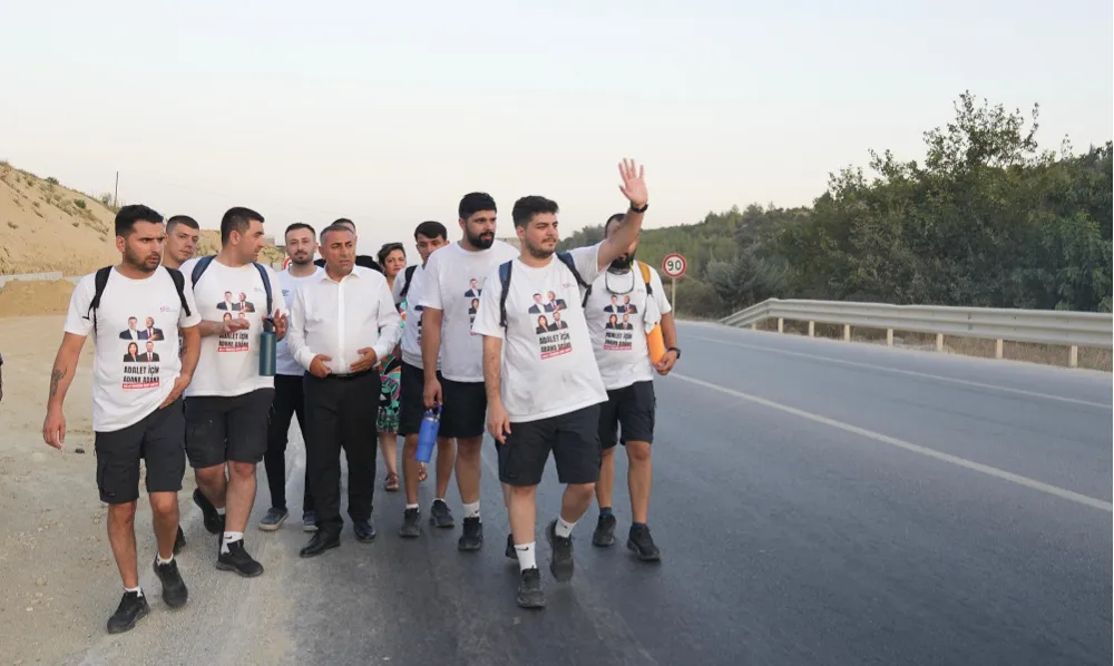  KARALAR’DAN ÖZGÜRLÜK YÜRÜYÜŞÜNDEKİ GENÇLERE MESAJ