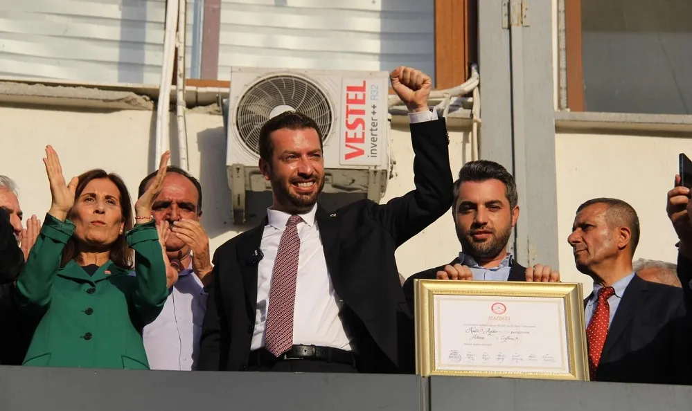 KADİR AYDAR’A 130 BİN MEKTUP