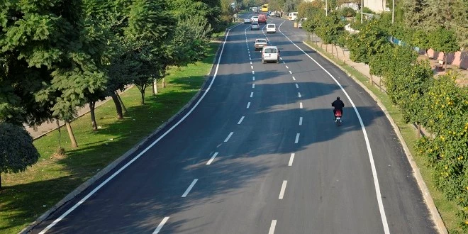 Asfalt İçin Gece Mesaisi