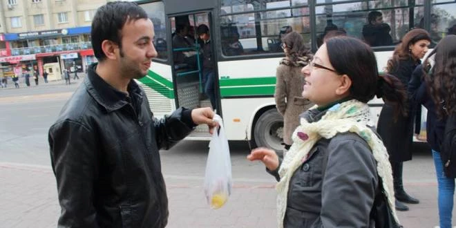 Üniversite öğrencilerine kumanya