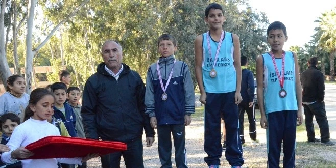 242 Sporcu Koştu