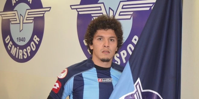 Rizeli Oğuzhan Demirsporda