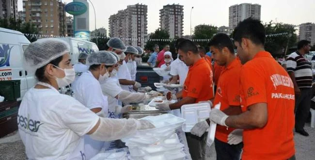 CHP’li Başkanlardan iftar geleneği