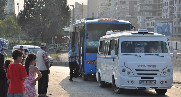 Adana’da Dolmuşçular Zam İstiyor