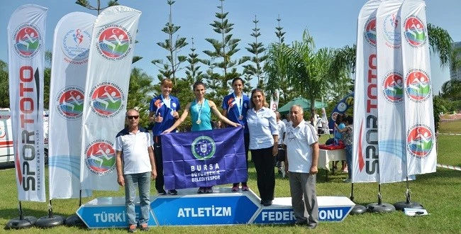 Merkez Parkı’nda Koştular