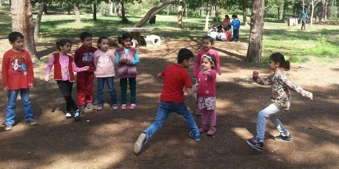 Çocuk Oyunları Yeniden Hayat Buluyor