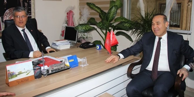 Sözlü’den CHP’ye sürpriz ziyaret