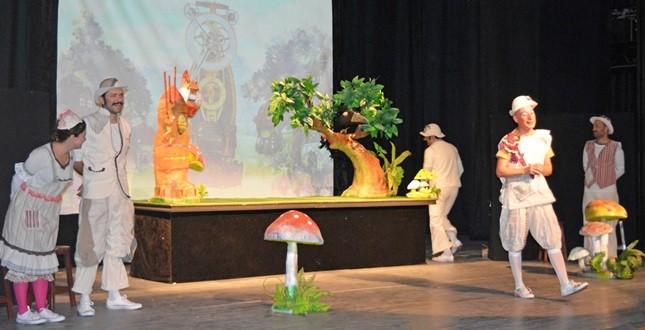 kozan_tiyatro_koy (2)