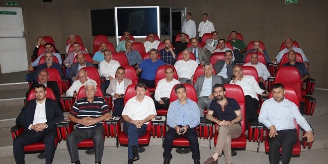 HAMUR AÇTI, EKMEK PİŞİRDİ