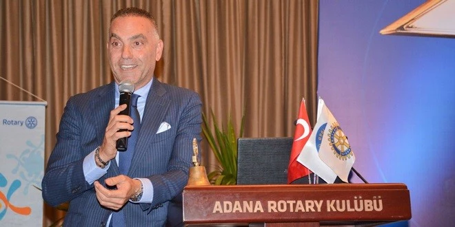 ADANA ROTARY MESLEK HİZMETLERİ ÖDÜLÜ ERHAN KAMIŞLI’NIN