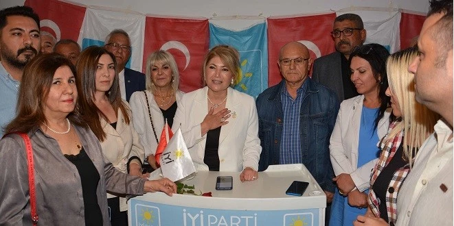 İYİ PARTİ SEYHAN İLÇE BAŞKANLIĞI’NA KADIN ADAY