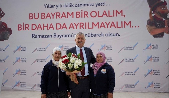 KARALAR, BÜYÜKŞEHİR ÇALIŞANLARININ BAYRAMINI KUTLADI