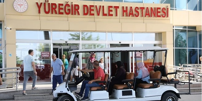 HASTALAR ÖZEL ARAÇLARLA TAŞINIYOR