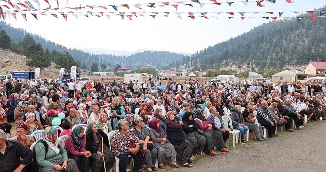 KOCAİSPİR’İN GÖZÜ BÜYÜKŞEHİR KOLTUĞUNDA MI?