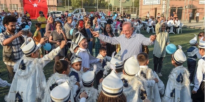 SEYHAN BELEDİYESİNDEN  SÜNNET ŞÖLENİ