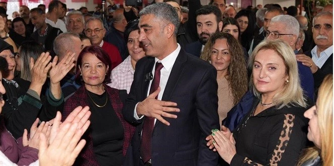 HÜSEYİN ORHAN’DAN SEYHAN’A ADAY ADAYLIĞI BAŞVURUSU